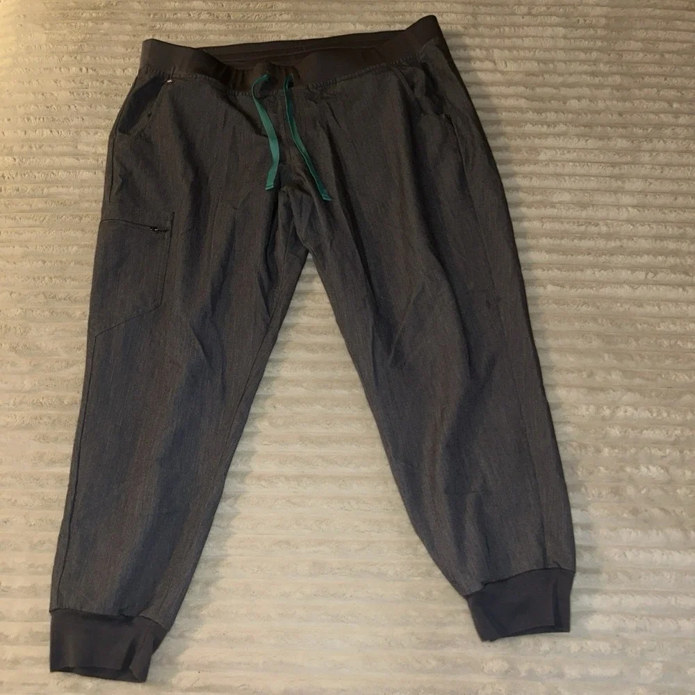 Figs zamora jogger